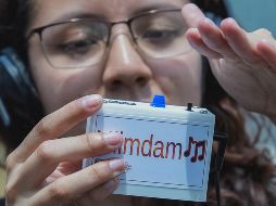 Los investigadores puntualizaron que Miimdam imita lo que hace el ojo humano y permite que las personas experimenten y comprendan el fenómeno del eclipse solar al percibirlo mediante el oído. ESPECIAL / UNAM