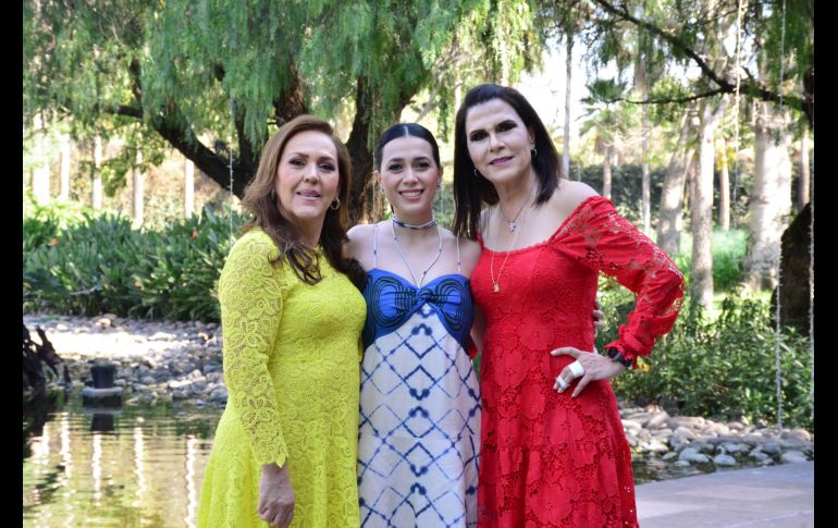 Claudia De Villaseñor, Gaby Gómez y Marcela López. GENTE BIEN JALISCO/ Marifer Rached
