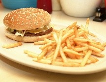 Se analizaron variables como calidad de la higiene, tablas nutricionales y la veracidad entre lo que se promete y lo que realmente ofrece. EL INFORMADOR/Archivo