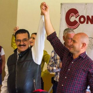 Carlos Lomelí reafirma compromiso con productores de Arandas