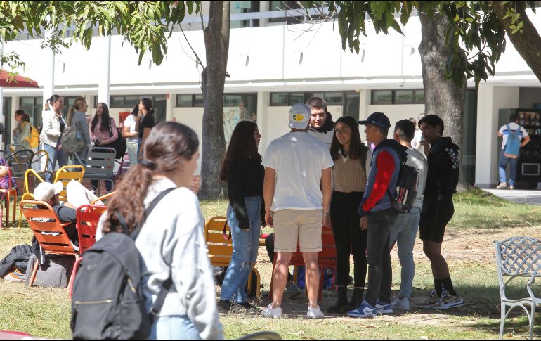 Según los resultados del estudio difundido en BMJ Oncology, los cánceres de mama, traqueal, bronquios y de pulmón, estómago y colorrectal de aparición temprana mostraron la mayor mortalidad y AVAD en 2019. EL INFORMADOR / ARCHIVO