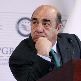 Murillo Karam podría estar en su casa la próxima semana, para continuar en prisión domiciliaria