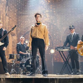 Kinky da en el blanco con “5 Disparos”