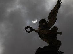 La UNAM da una serie de consejos para poder observar con seguridad el eclipse total de sol más importante en lo que va del siglo. SUN / ARCHIVO