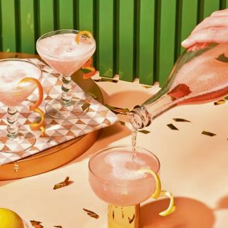 Cocteles inspirados en el “color del año”