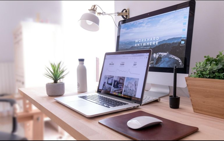 Conoce algunas características de la Generación Z en la actividad laboral. ESPECIAL/FOTO DE DOMENICO LOIA EN UNSPLASH.