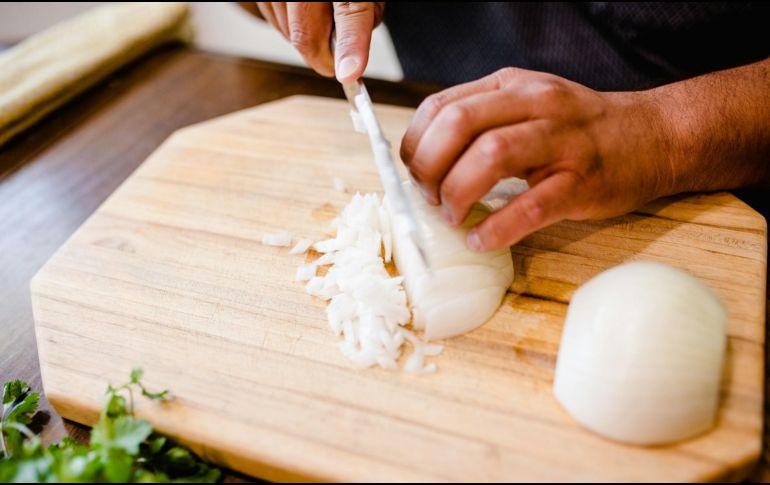 La cebolla es un ingrediente esencial en la cocina mexicana. Unsplash.