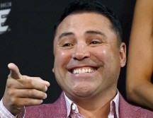 En días pasados, Óscar de la Hoya declaró durante una entrevista para Fight Hype la razón por la cual cree que el Canelo se molestó con él cuando De la Hoya era el promotor del tapatío./AFP