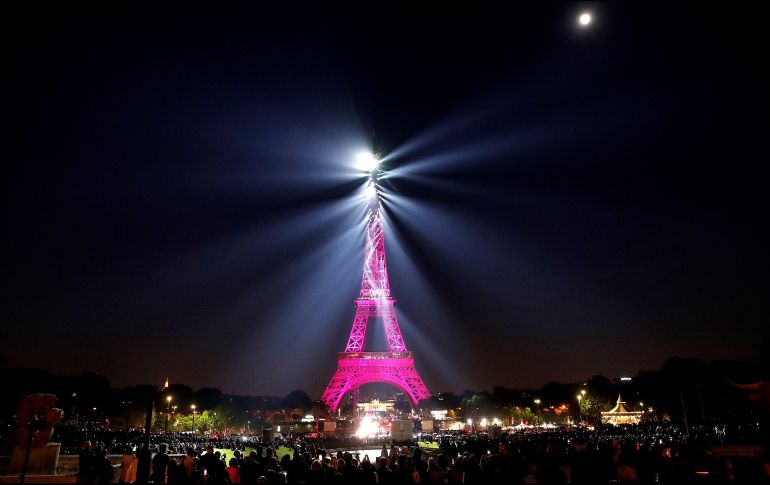 La mítica Torre Eiffel será el monumento en el que se coloquen los 5 anillos olímpicos. EFE/ARCHIVO