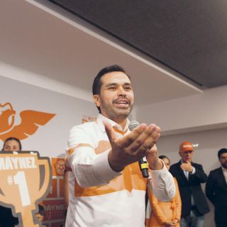 Reclama fallas técnicas en el debate presidencial