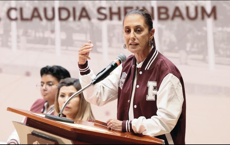 La morenista insistió en que la educación “es un derecho”. EFE