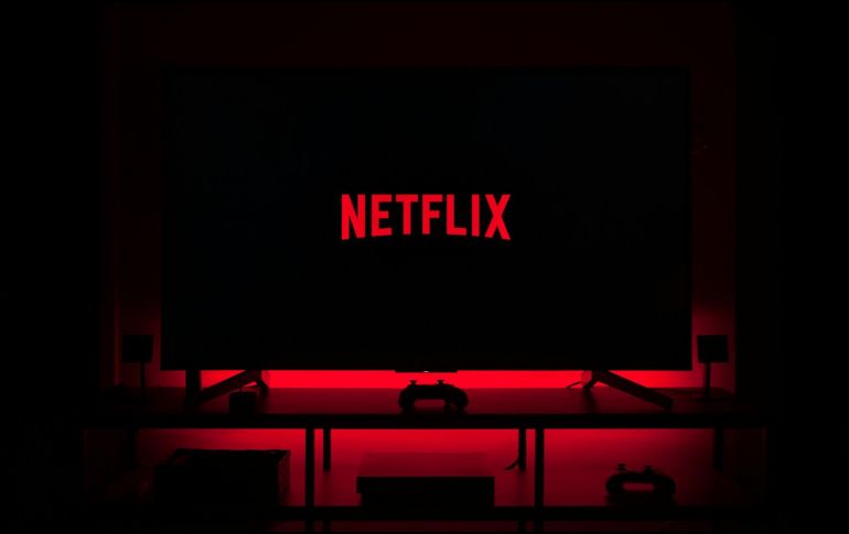 Esta medida forma parte de la estrategia de Netflix para mantener su catálogo constantemente renovado y ofrecer una experiencia actualizada a sus suscriptores. Unsplash