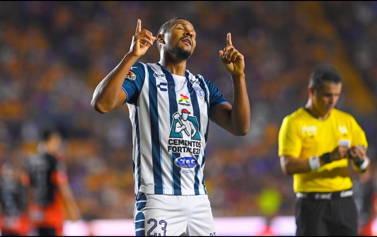 Salomón Rondón, actual líder de goleo de la Liga MX, anotó tres veces en el partido de ida. IMAGO7/A. Jiménez