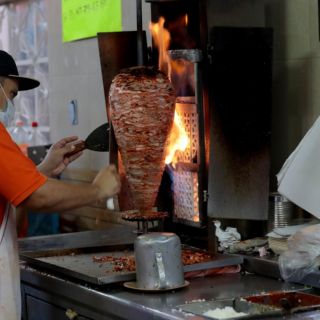 Esta es la razón por la que subieron de precio los tacos en México