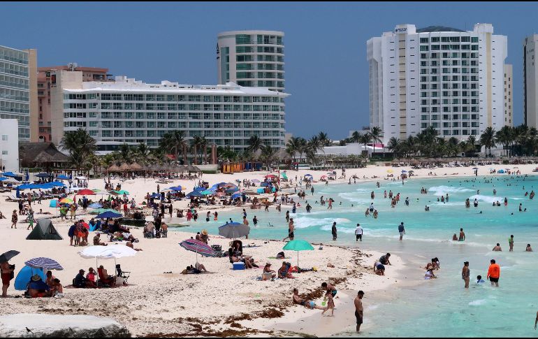 México fue el sexto país más visitado en el mundo en 2022, un fenómeno que se atribuye, en parte, a las medidas sanitarias flexibles durante la pandemia de COVID-19. EFE / ARCHIVO