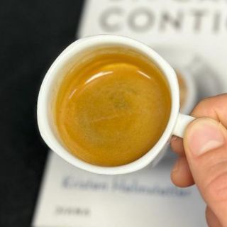 Por esta razón deberías disminuir el consumo de café