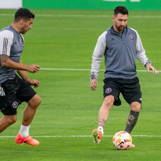 VIDEO: Luis Suárez estalla contra cartel "sin ayuditas, Messi"