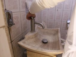 En caso de implementar las medidas que proponen los especialistas, se podría reducir un promedio del 25 al 30 por ciento del agua que se consume. EL INFORMADOR / ARCHIVO