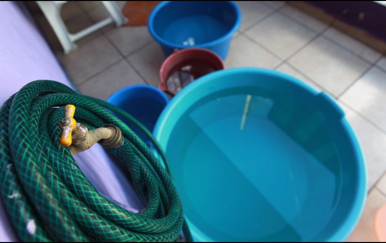 Vecinos de la alcaldía Benito Juárez, en la Ciudad de México, reportaron agua con olor a combustible hace algunos días. EL INFORMADOR / ARCHIVO