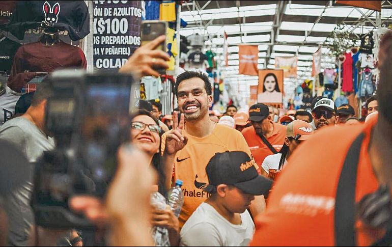 El aspirante de MC no dudó en hacer un señalamiento en contra del líder tricolor después de que la plataforma bajara su canción. ESPECIAL