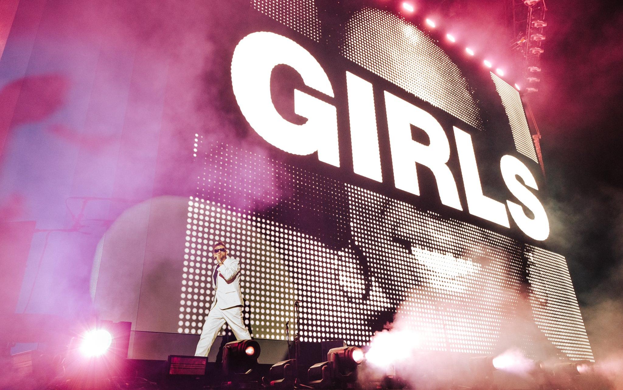 Pese a los malos ratos, la banda agradeció al público a través de un tuit de la red social X. ESPECIAL / X: @blurofficial