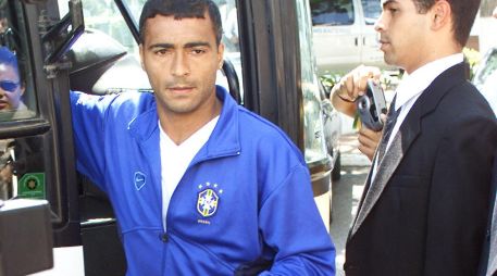 El ex delantero Romario regresa a las canchas para ayudar a su equipo a ascender. AP/ARCHIVO