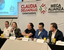 La abanderada de Morena, PT, PVEM, Futuro y Hagamos señaló la importancia de acabar con el coyotaje, los intermediarios y los acaparadores del campo como resultado un comercio justo y modernizando la producción. CORTESÍA