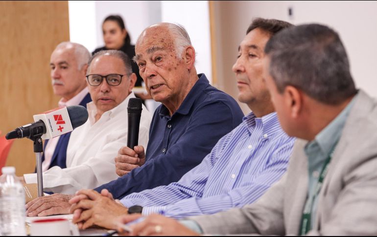 Para estas obras, comenzaron las labores iniciales de construcción, con una inversión inicial aproximada de 11 millones de pesos, señaló su presidente José Luis González Iñigo.  EL INFORMADOR/ H. Figueroa.