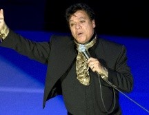 Juan Gabriel ahora es parte de la Biblioteca del Congreso de los Estados Unidos por considerarlo una voz digna de atesorarse. AP / ARCHIVO