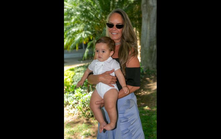 Lucca Moreno y Gloria Peña. GENTE BIEN JALISCO / Jorge Soltero