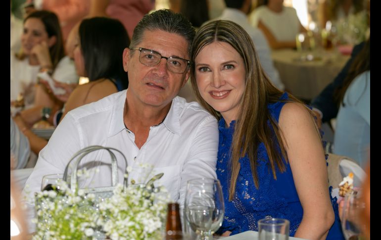 Marco Orozco y Alejandra Tostado. GENTE BIEN JALISCO / Jorge Soltero