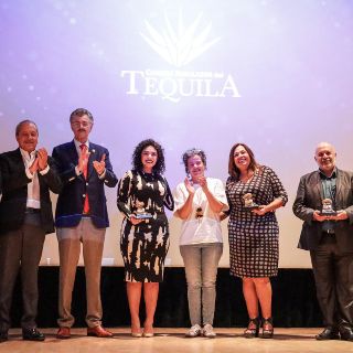 Cortometrajes celebran identidad cultural del tequila en el aniversario del CRT