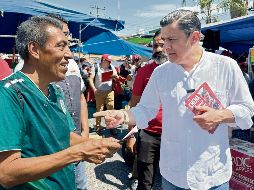 Chema Martínez recorre la ciudad con su iniciativa “Primero los Barrios”. ESPECIAL