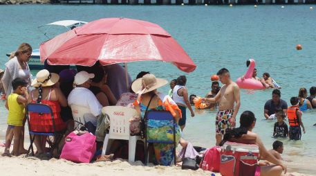 Debido a que el 2 de junio se llevarán a cabo las Elecciones 2024 en México, se establece que las leyes federales y locales electorales podrían determinar como día descanso extra. SUN / ARCHIVO