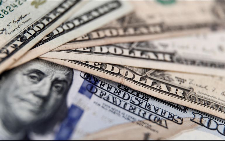 Esta depreciación se produjo después de la divulgación de datos económicos en Estados Unidos, los cuales respaldaron la perspectiva de que la Reserva Federal (Fed) mantendría sus tasas de interés elevadas por un período prolongado. EFE / ARCHIVO