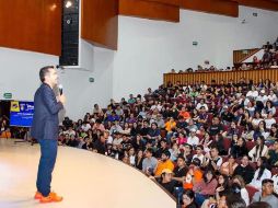 Jorge Álvarez Máynez propuso que, de alcanzar la Presidencia de México, empujará la Ley de Resultados Garantizados que previamente presentó en la Cámara de Diputados cuando era legislador para que los políticos que no cumplan sus promesas de campaña sean destituidos de sus cargos. SUN / J. Cabrera