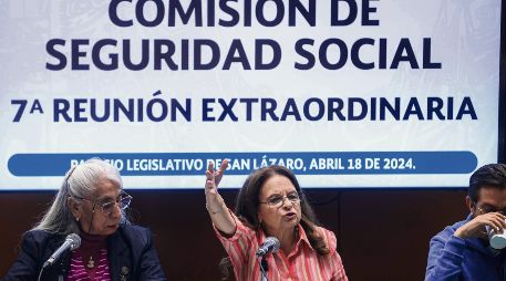 La diputada Ivonne Cisneros, de Morena, negó la versión del líder de su bancada y defendió el trabajo de la comisión que preside. EL UNIVERSAL