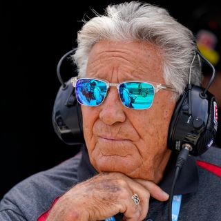 Mario Andretti se siente ofendido por la F1