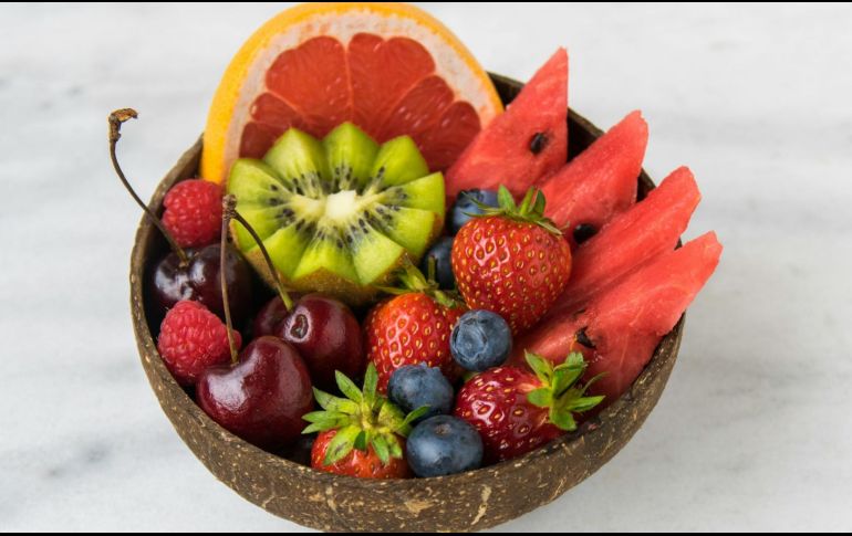 Dentro del amplio campo que abarcan los beneficios del consumo de frutas y verduras, aparece también el rendimiento sexual. Unsplash.