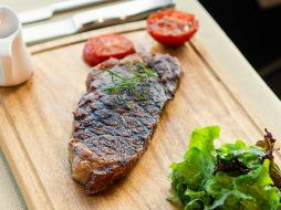 La Universidad de Harvard ha presentado una serie de pautas dietéticas respaldadas por la investigación científica. Unsplash.