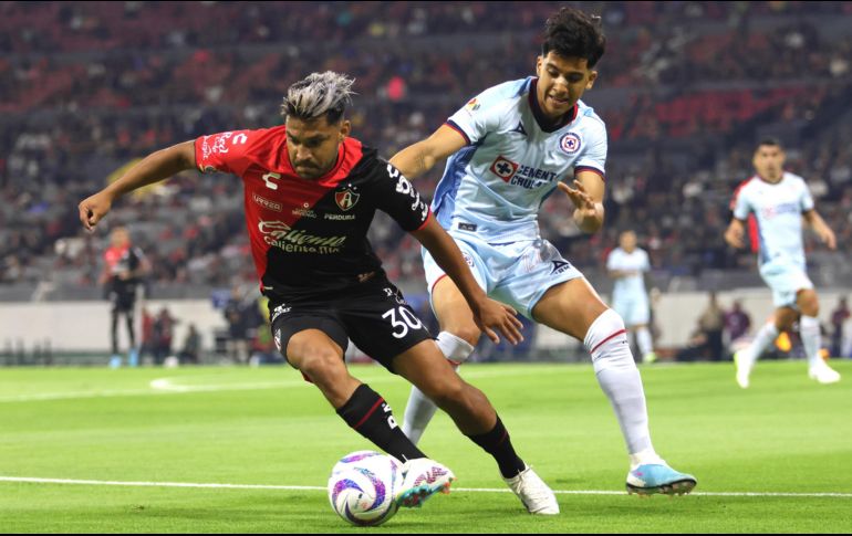 El equipo rojinegro enfrenta una tarea ardua contra uno de los conjuntos más fuertes del torneo. IMAGO7.