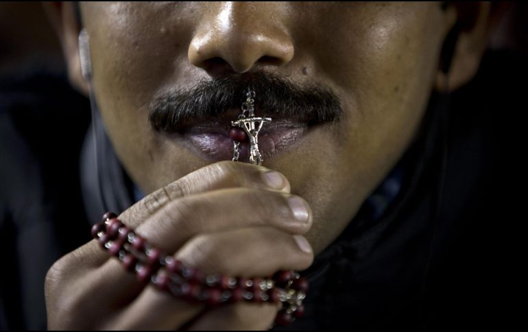 El ritual del exorcismo puede parecer nada sorprendente, si se compara con el estereotipo que ha difundido Hollywood. EFE / ARCHIVO