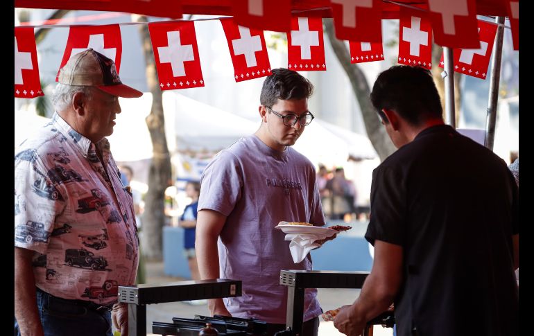 Este domingo regresó la Feria Internacional Gastronómica (FIGA) de Guadalajara, un festival cultural y de gastronomía, que tiene como objetivo recaudar fondos y festejar las relaciones diplomáticas de la ciudad con el mundo. EL INFORMADOR / H. Figueroa