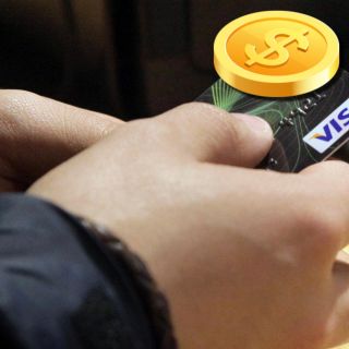 ¿Qué hacer si un negocio te cobra comisión por pagar con tarjeta?