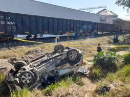 El choque provocó el cierre del cruce mencionado debido a la presencia del ferrocarril.ESPECIAL