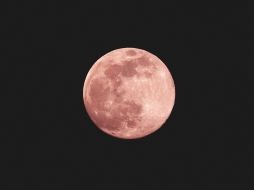 El fenómeno de la Luna Rosa se suma a la larga historia de cómo las diferentes culturas han interpretado y celebrado los ciclos lunares. Unsplash