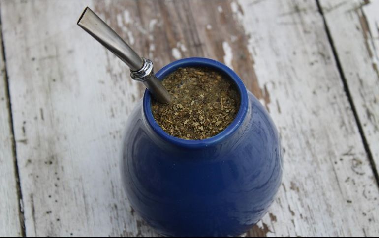 Entre los principales beneficios del mate cocido se encuentra su capacidad para regular el colesterol y mejorar la presión arterial. Pixabay