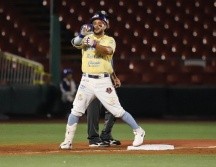 Vimael Machín fue el héroe de la noche al impulsar la carrera de la victoria. X/charrosbeisbol