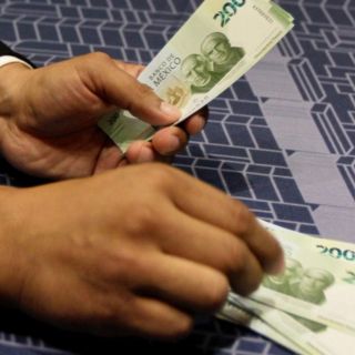 ¿Qué pasará con el empleado de Cartier que puso los aretes en 237 pesos?