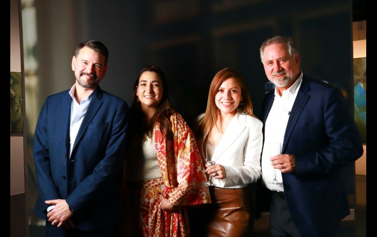 Cesar Dorantes, Jenny Camarena, Karla Delgadillo y Randy McCann. TEQUILA EL TESORO/ Cortesía